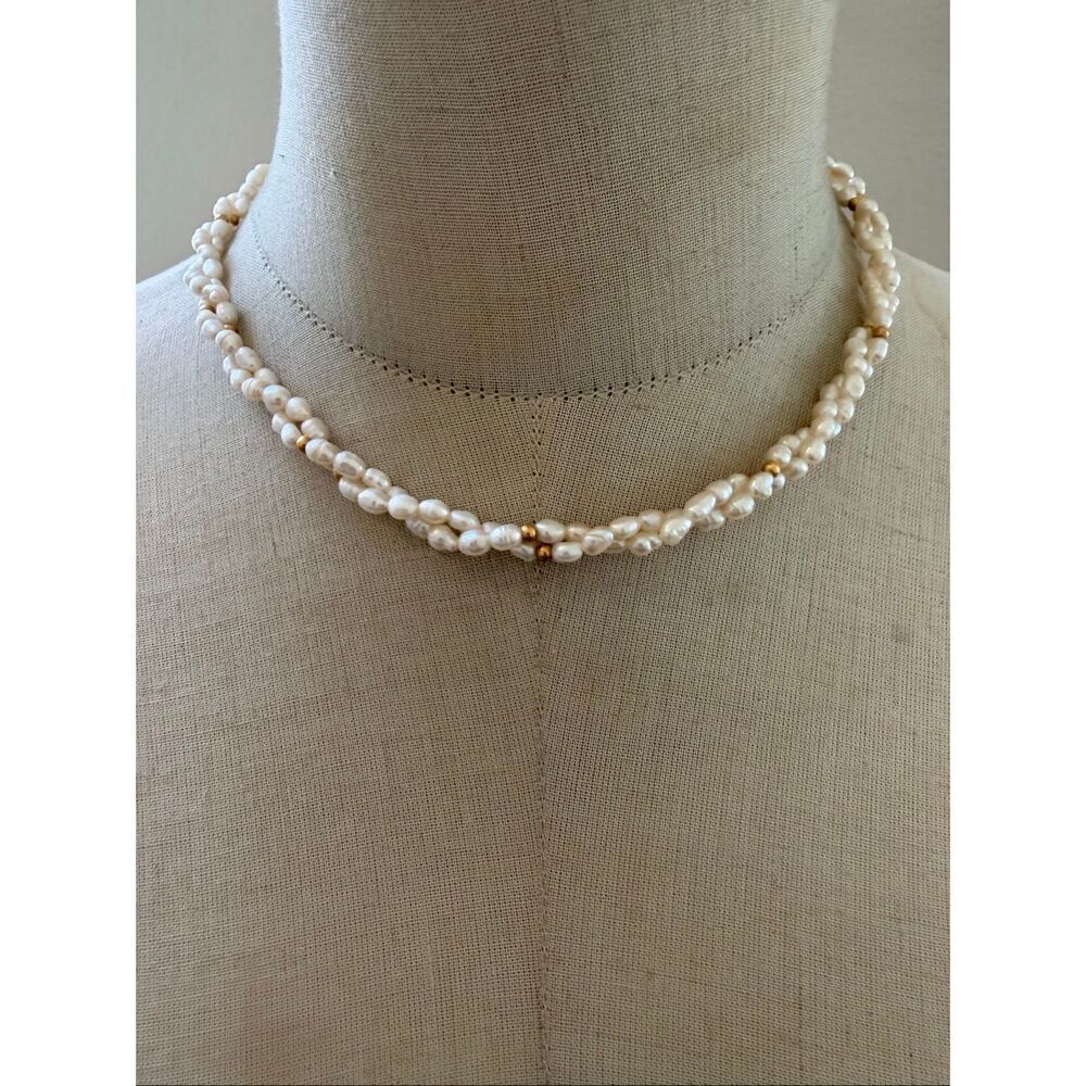 Avon WN Real Freshwater Baroque Pearl Twisted Double Strand Choker Gold Tone
